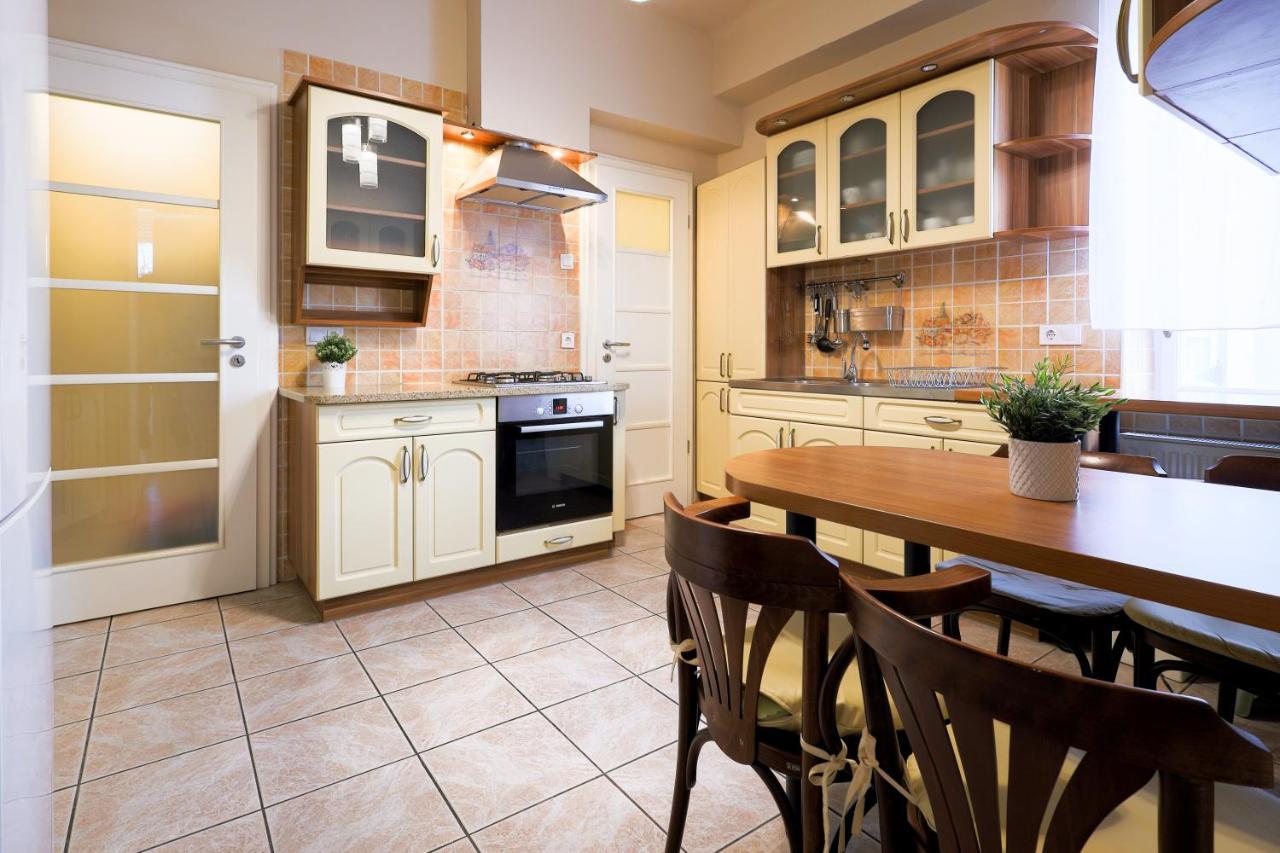 בודפשט Downtown Vintage Home By Bella מראה חיצוני תמונה